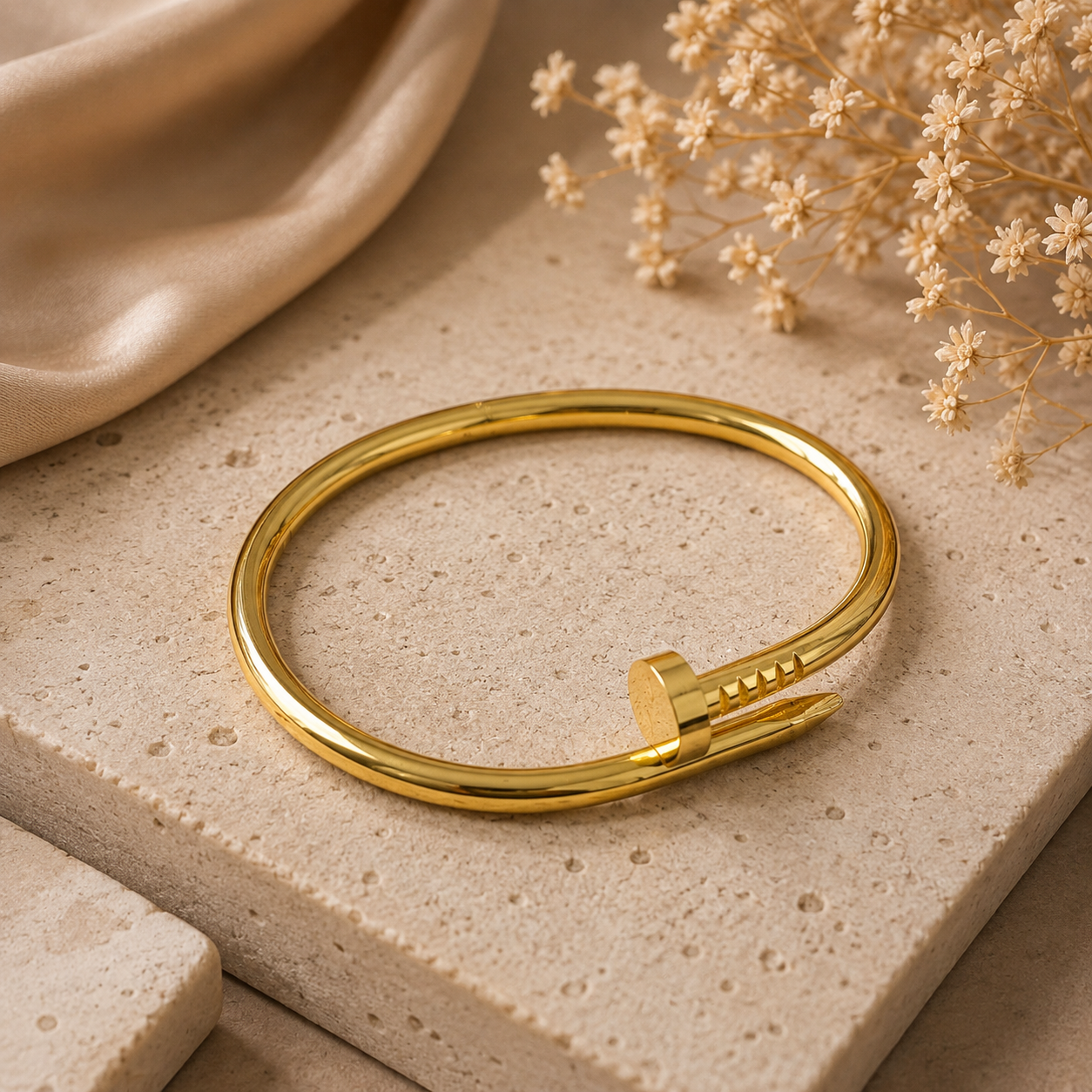 High Qualtiy Nail shaped-Cuff Bangle Bracelet For Men/ Women