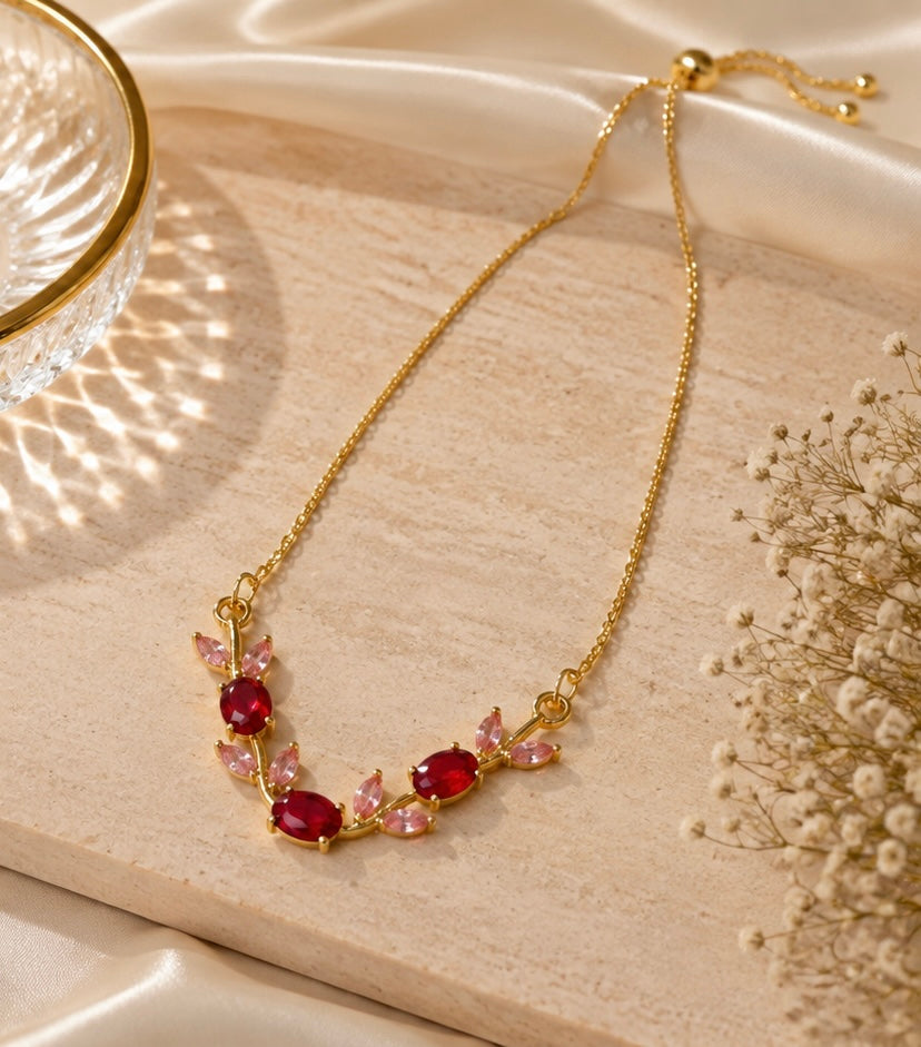 Luxury Crystal Leaf Necklace – Gold Plated