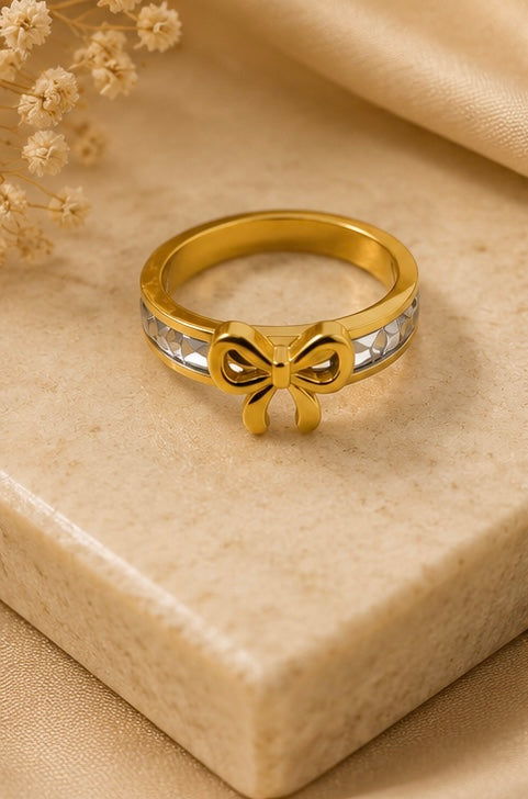 Luxury Bow Stainless Steel Ring for Women – Gold Plated