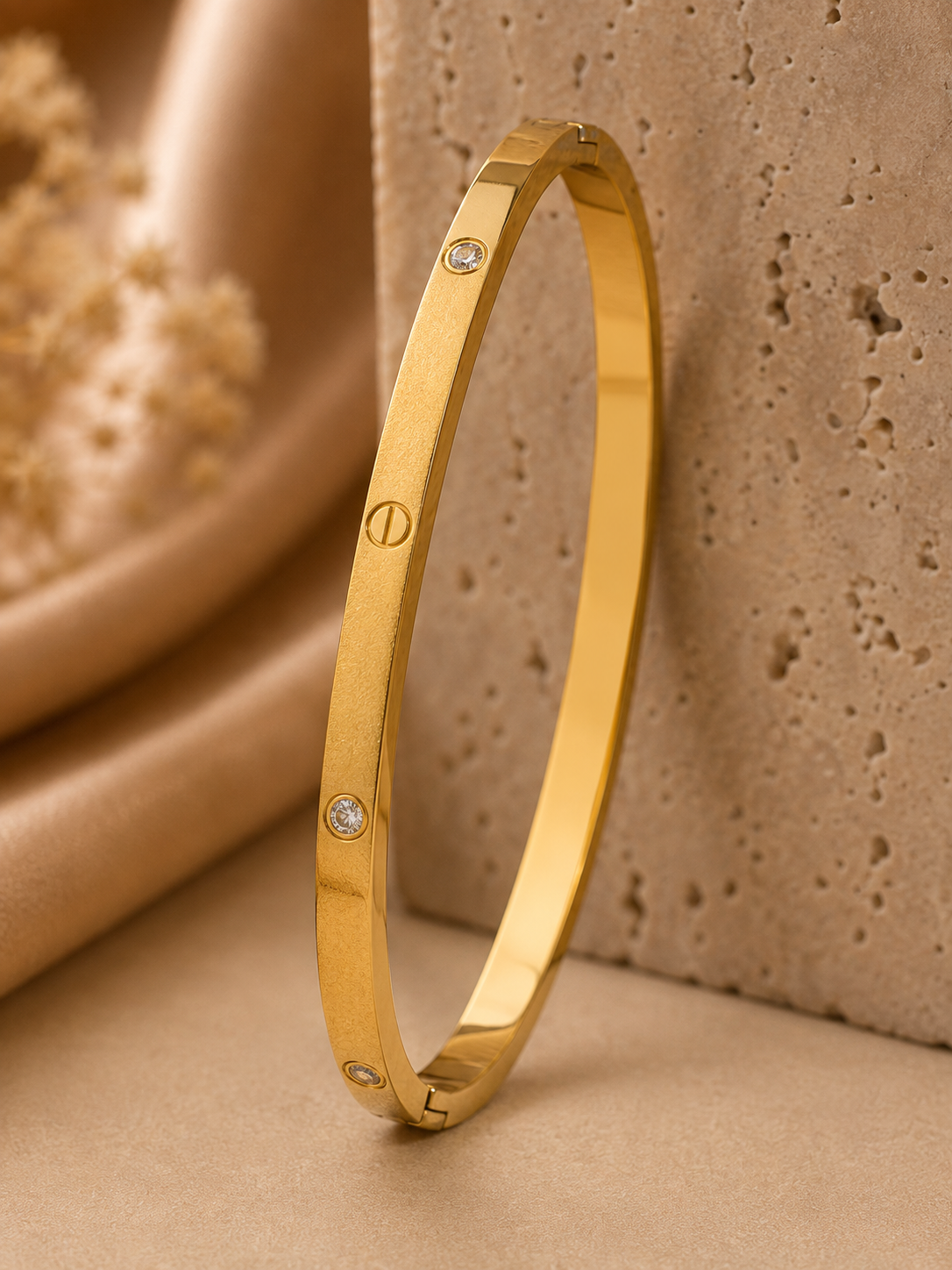 Luxury Gold Stainless Steel Crystal Bangle Bracelet for Women